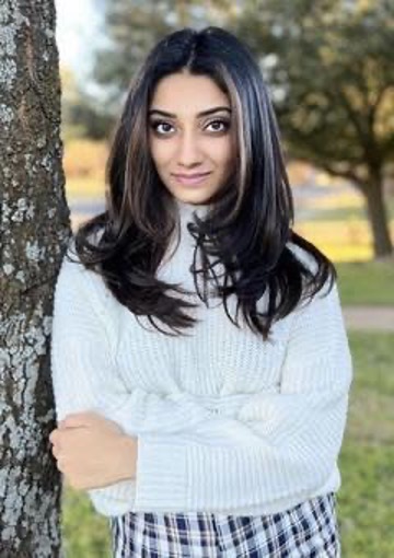 Inaara Ali professional photo.