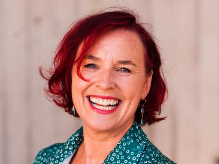 Shirley Graham headshot